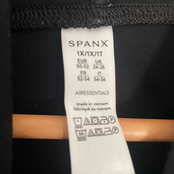 SPANX air essentials turtleneck tunic - Picture 2 of 2